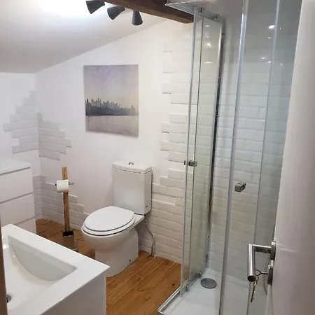 Room With Private Wc With Free Parking *