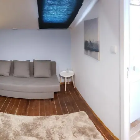 Room With Private Wc With Free Parking * Lisbon