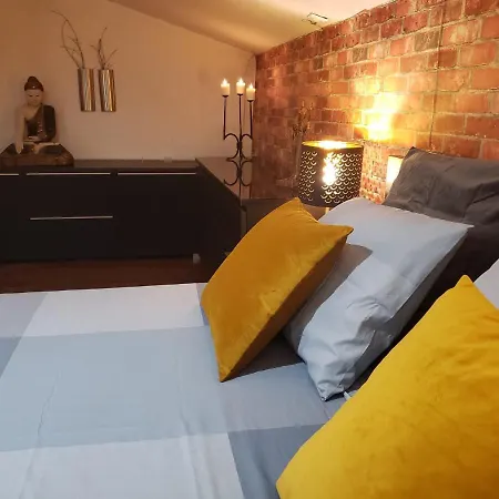 Room With Private Wc With Free Parking *